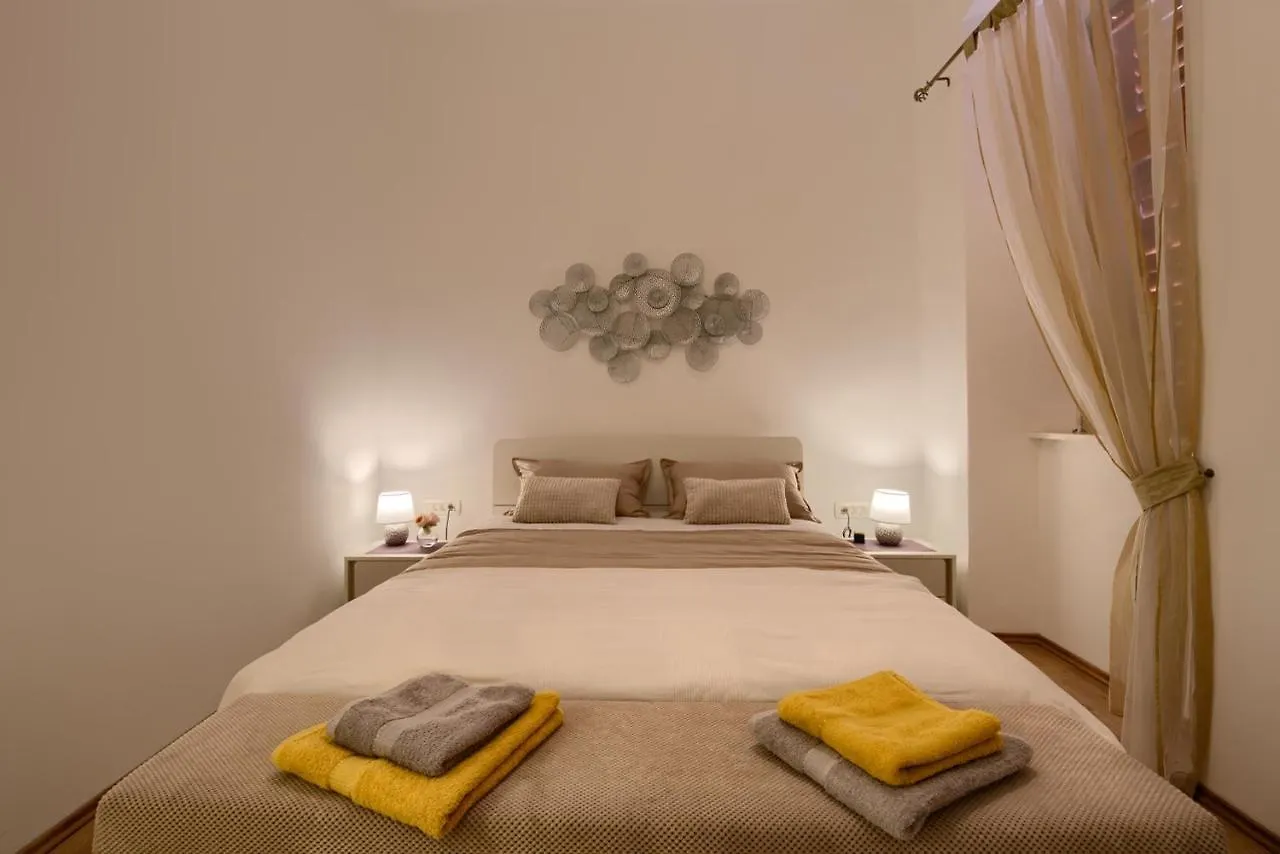 Apartman Emilia Apartment Pula