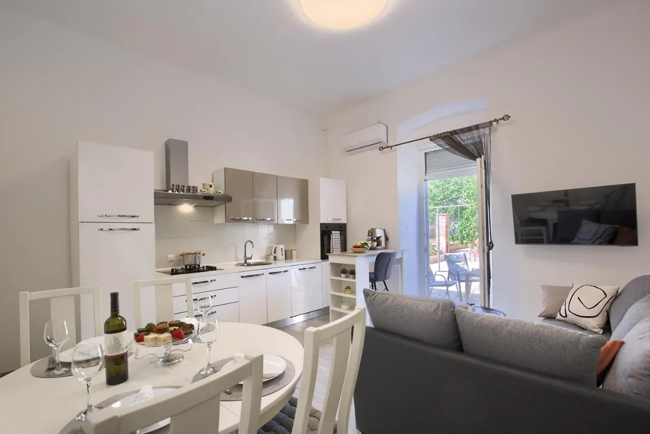 Apartman Emilia Apartment Pula