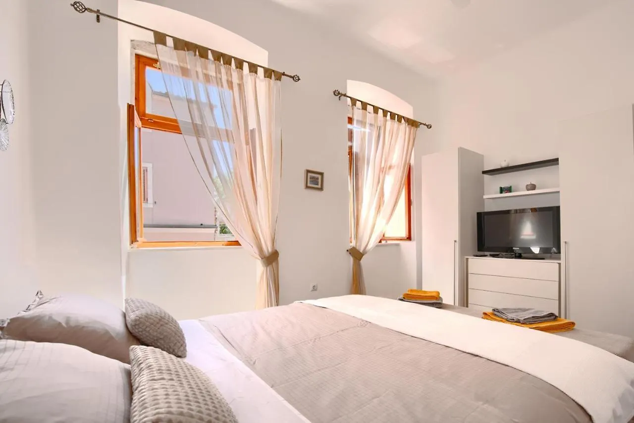 Apartman Emilia Apartment Pula