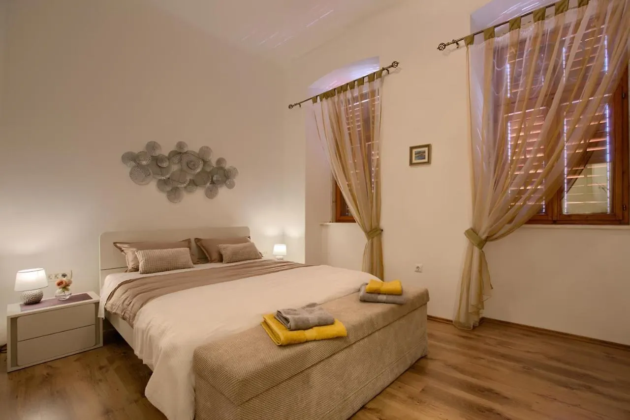 Apartamento Apartman Emilia Pula